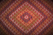 گلیج در قامت فرش