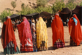 لباس‌های محلی زنان چهارمحال و بختیاری هیچ جایگزینی ندارد