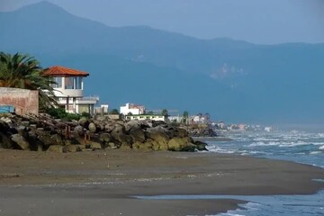 مدیریت گردشگری تابستانه در محمودآباد با اجرای ۲ طرح دریا و ۳۰ شناگاه