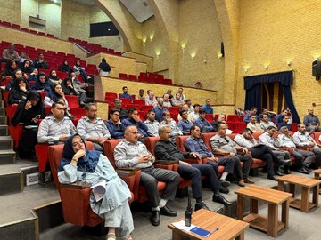 دوره آموزشی اطفای حریق در مجموعه گروه پژوهشی هنرهای سنتی برگزار شد