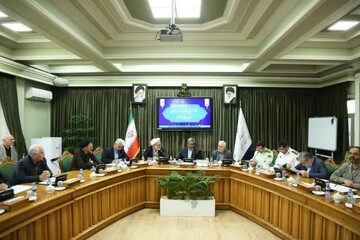 استاندار خراسان رضوی بر میزبانی شایسته از زائران دهه پایانی صفر تاکید کرد