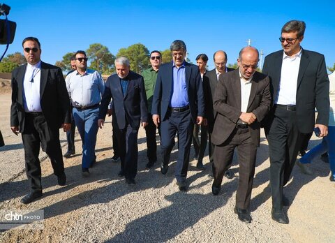 بازدید وزیر میراث فرهنگی، گردشگری و صنایع دستی از ظرفیت‌های گردشگری شهرستان میبد