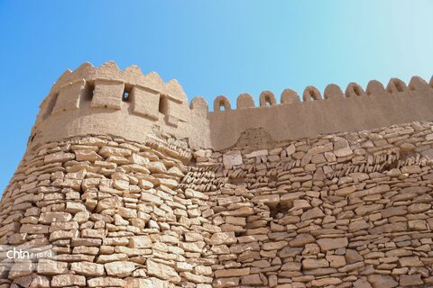 وزیر میراث فرهنگی از ظرفیت‌های گردشگری و بافت تاریخی ندوشن بازدید کرد