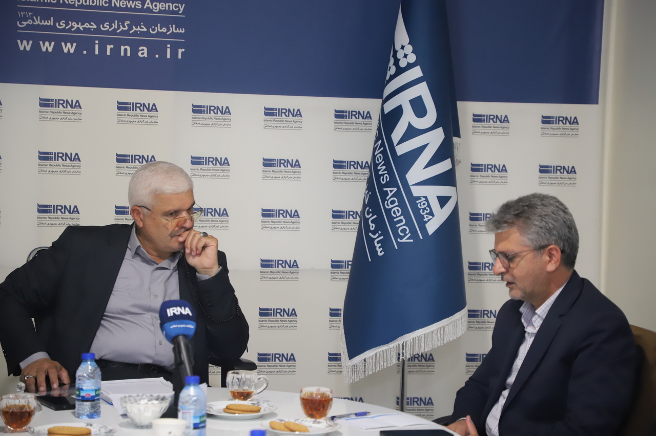 وقتی خبرنگاران، پاسبان تاریخ می‌شوند