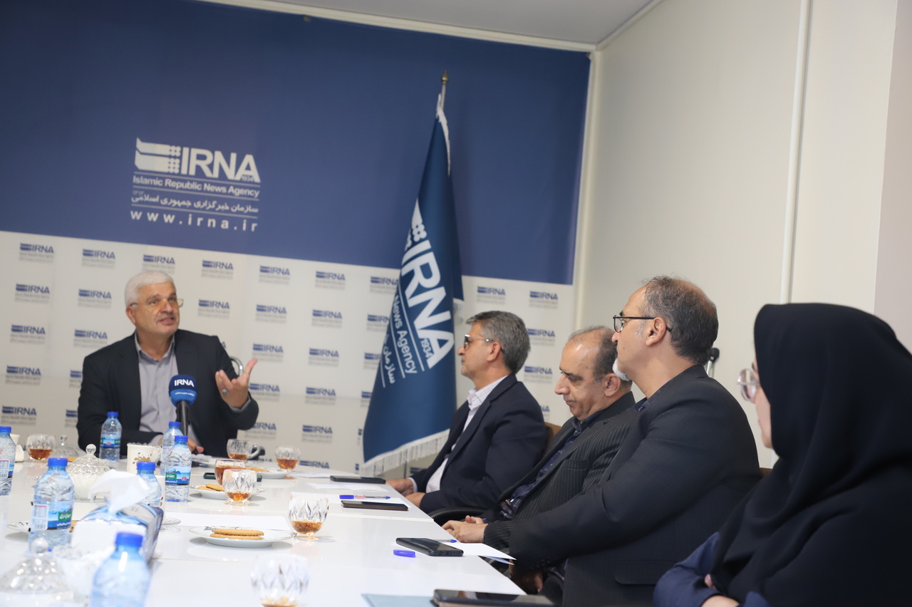 وقتی خبرنگاران، پاسبان تاریخ می‌شوند