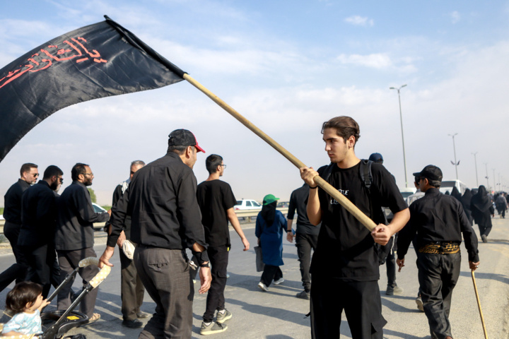 گامهای اربعینی سیستان و بلوچستان در عتبات عالیات/ خدمترسانی ۱۳ موکب مردمی به زائران حسینی در عراق