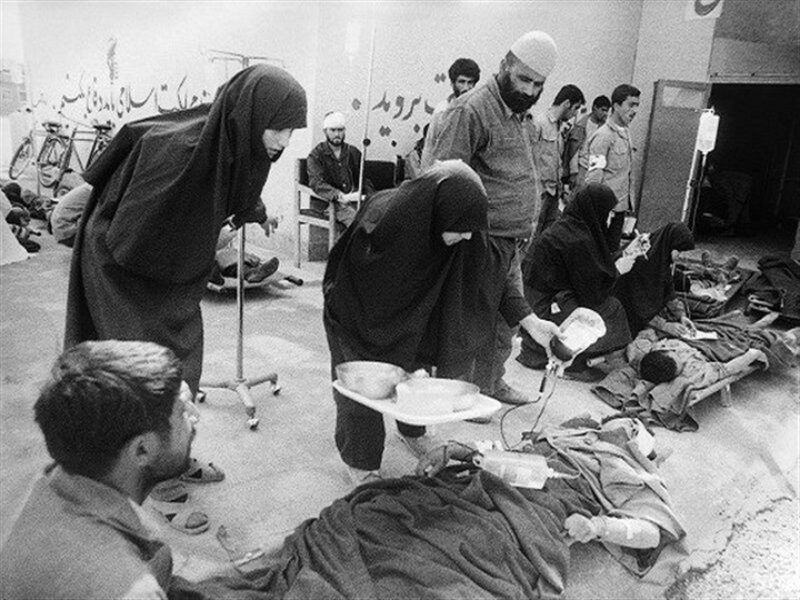 نقش مادران و همسران شهدا در استمرار انقلاب اسلامی بی‌بدیل است