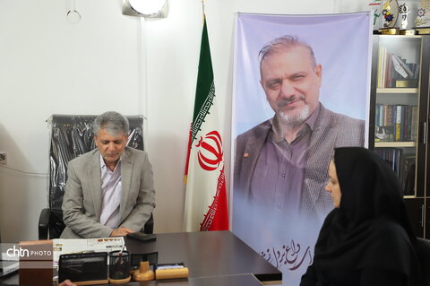 خبرنگار