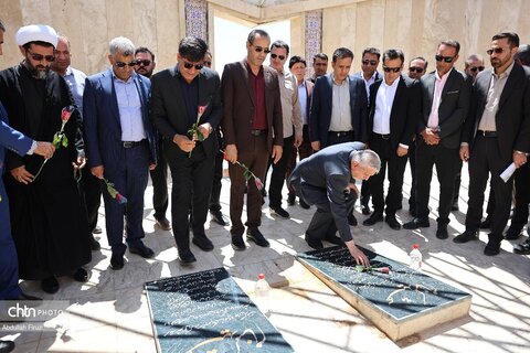 سفر وزیر به استان فارس