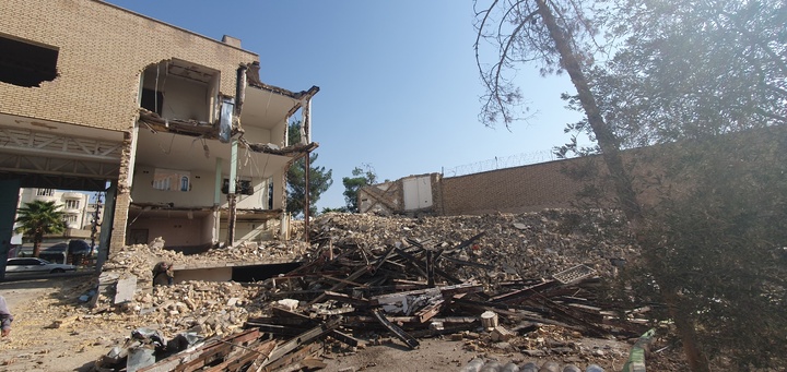 آغاز تخریب محوطه کاروانسرای شاه عباسی سمنان آغاز تخریب محوطه کاروانسرای شاه عباسی سمنان