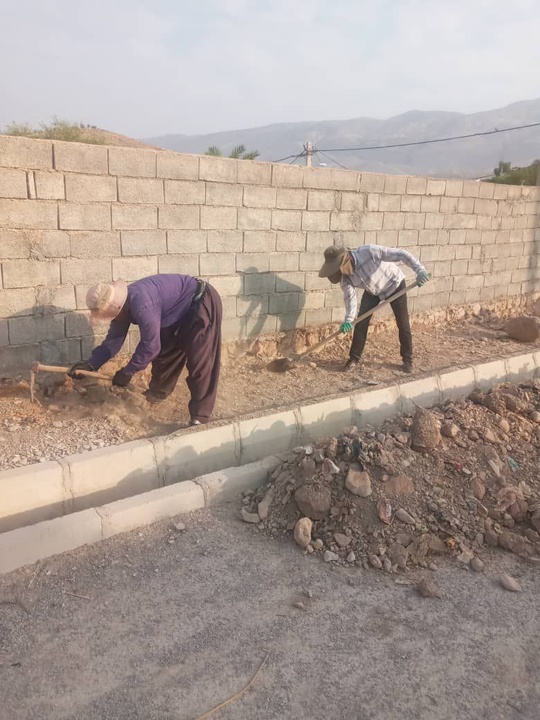 آغاز عملیات سنگ‌فرش معابر روستای هدف گردشگری پشت قلعه آبدانان ایلام
