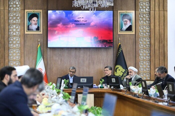 بسیج امکانات دولتی و مردم برای ارتقای خدمات به زائران دهه پایانی صفر در مشهد