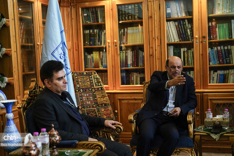 بازدید رئیس امور ساختارهای سازمانی سازمان اداری و استخدامی کشور از مجموعه جهانی شیخ صفی الدین اردبیلی