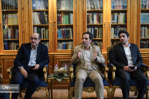 بازدید رئیس امور ساختارهای سازمانی سازمان اداری و استخدامی کشور از مجموعه جهانی شیخ صفی الدین اردبیلی