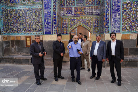 بازدید رئیس امور ساختارهای سازمانی سازمان اداری و استخدامی کشور از مجموعه جهانی شیخ صفی الدین اردبیلی