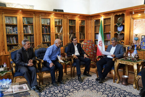 بازدید رئیس امور ساختارهای سازمانی سازمان اداری و استخدامی کشور از مجموعه جهانی شیخ صفی الدین اردبیلی