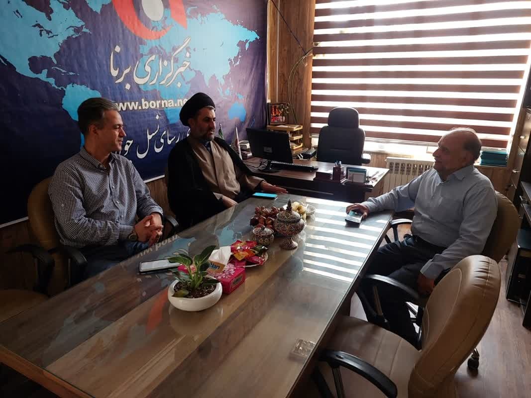 دیدار مدیرکل میراثفرهنگی قزوین با اصحاب رسانه به مناسبت گرامیداشت روز خبرنگار دیدار مدیرکل میراثفرهنگی قزوین با اصحاب رسانه به مناسبت گرامیداشت روز خبرنگار