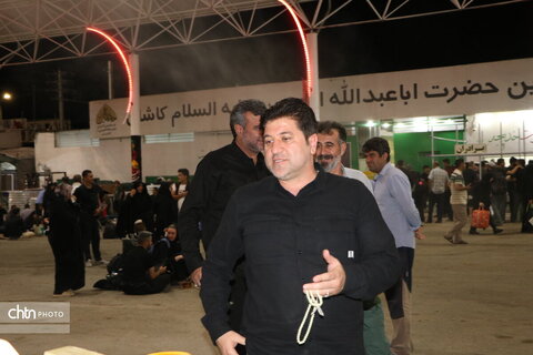 بازدید عباس میرزاد معاون هماهنگی امور اقتصادی استانداری و فرزاد شریفی مدیرکل میراث فرهنگی، گردشگری و صنایع‌دستی استان از نمایشگاه صنایع‌دستی در پایانه برکت مرز مهران