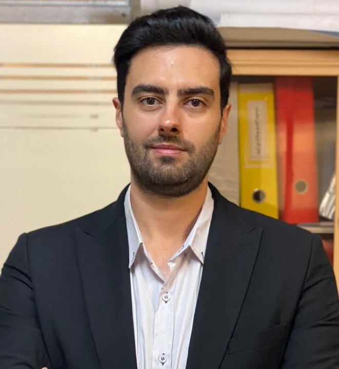 تاریخ بدهکار حسین است