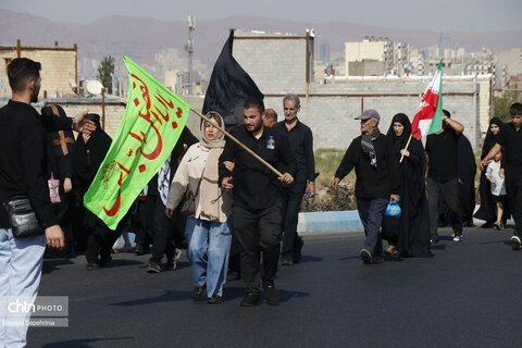 راهپیمایی جاماندگان اربعین در تبریز