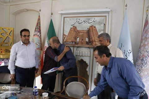 دیدار مدیرکل میراث فرهنگی استان آذربایجان شرقی نماینده مردم سراب در مجلس شورای اسلامی و مسئولین شهرستان سراب