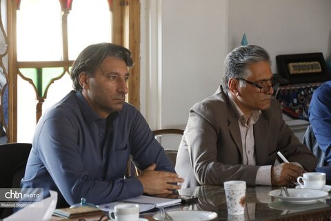 دیدار مدیرکل میراث فرهنگی استان آذربایجان شرقی نماینده مردم سراب در مجلس شورای اسلامی و مسئولین شهرستان سراب