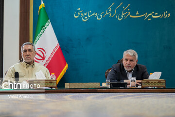 آزادگان، شهدا و جانبازان مایه افتخار و سربلندی کشور هستند