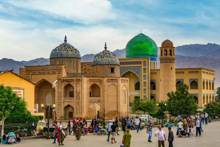 سوئیس در آستانه همکاری برای معرفی جهانی گردشگری تاجیکستان سوئیس در آستانه همکاری برای معرفی جهانی گردشگری تاجیکستان