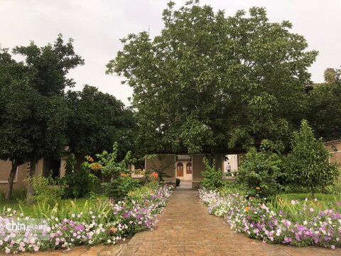 باران و تاریخ در کنار هم؛ مدرسه تقوی، نماد بافت کهن گرگان