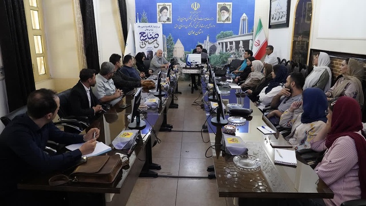 با بسته‌بندی مناسب به صنایع‌دستی استان باید هویت بخشید