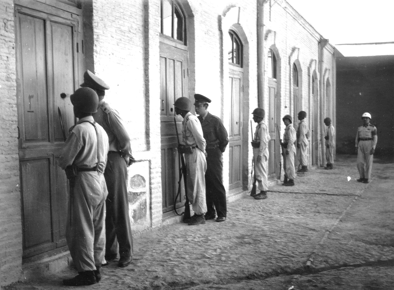 استقبال از اکران آنلاین «فرار از قصر» استقبال از اکران آنلاین «فرار از قصر»