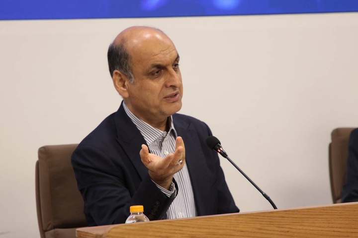 ظرفیت‌های دریای خزر باید برای توسعه گردشگری استفاده شود / دریانوردی ساحلی در دستور کار قرار گیرد