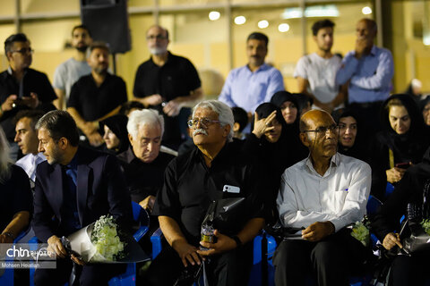 ورود پیکر استاد فرشچیان به اصفهان