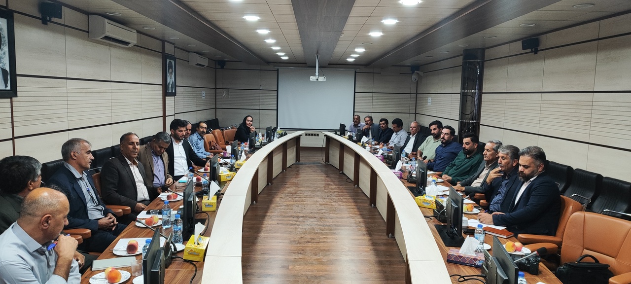 نشست با سرمایه گذاران گردشگری کهگیلویه و بویراحمد