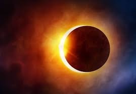 نادرترین خسوف ۷ سال اخیر در آسمان ایران؛ راه شیری در کنار ماه سرخ