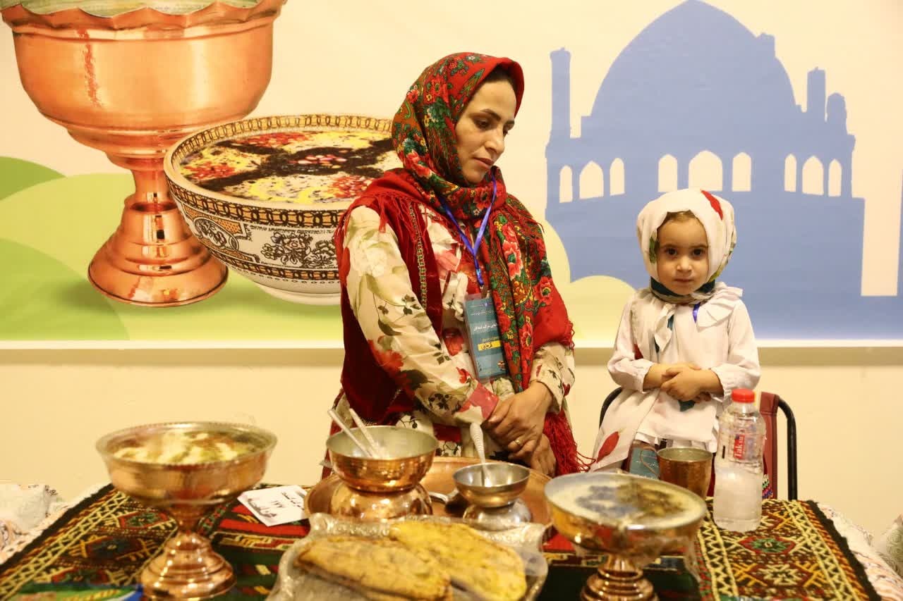 برگزاری جشنواره‌ها گامی مهم در راستای رونق گردشگری زنجان