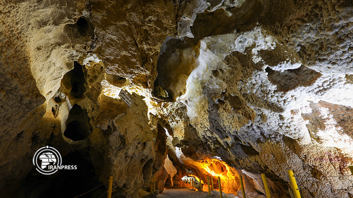 غار نخجیر دلیجان