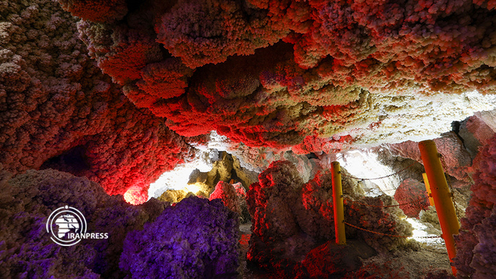 غار نخجیر دلیجان