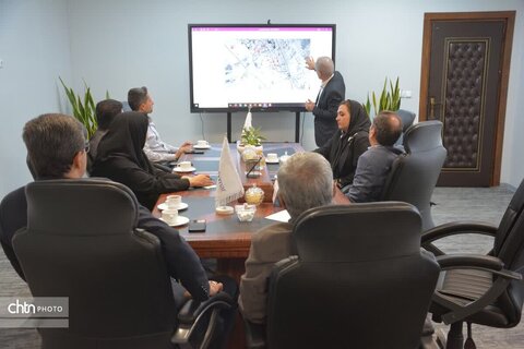 بررسی روند پیشرفت و مساعدسازی دو مجتمع گردشگری یزد