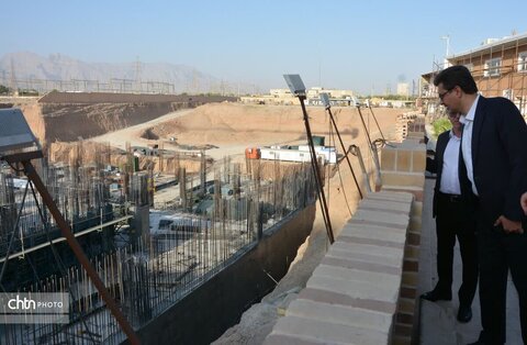 بررسی روند پیشرفت و مساعدسازی دو مجتمع گردشگری یزد