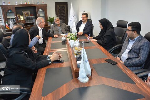 بررسی روند پیشرفت و مساعدسازی دو مجتمع گردشگری یزد