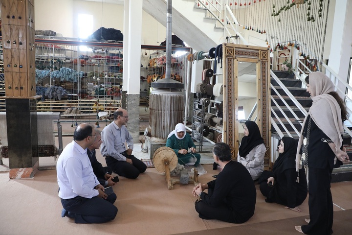 رونق صنایع‌دستی خلخال با حضور موثر بخش خصوصی/ ۱۸ کارگاه صنایع‌دستی در سطح شهرستان خلخال فعالیت می‌کنند