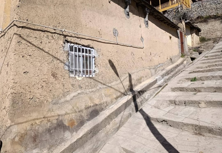 خانه صنایع‌دستی آلاشت بازسازی و تجهیز می‌شود