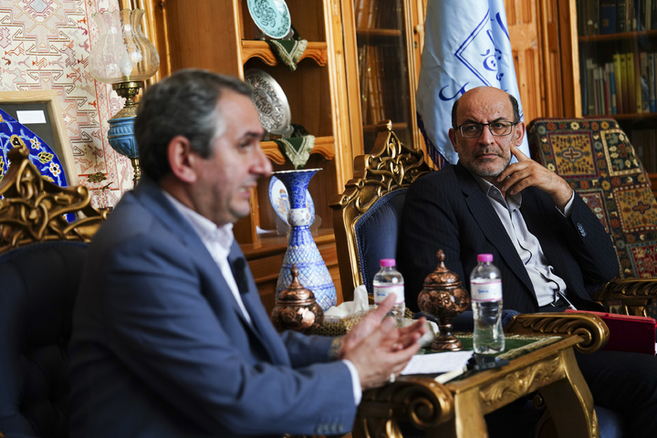 بررسی چالش‌های حوزه میراث‌فرهنگی، گردشگری و صنایع‌دستی اردبیل در نشست هم‌اندیشی با نماینده مجلس