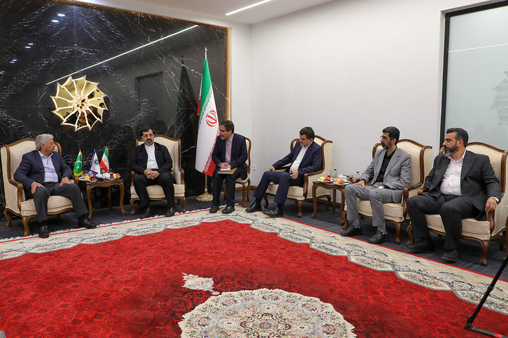 ظرفیت‌های کشاورزی، صنعتی و گردشگری قم موجب شگفتی هیئت پاکستانی شد