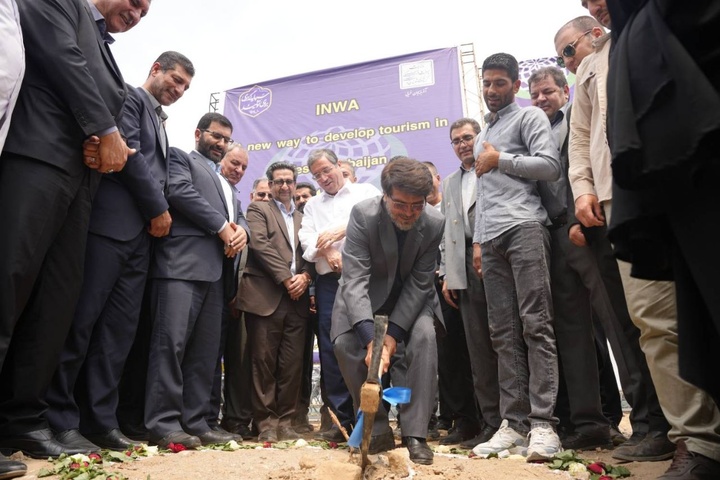 کلنگ‌زنی مجتمع گردشگری و تجاری در میاندوآب