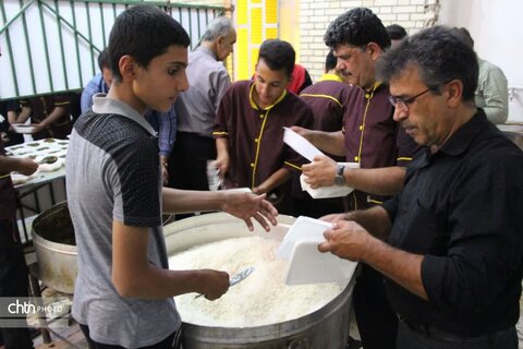 مراسم پرشور دهه پایانی ماه صفر در روستای توت اردکان