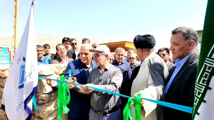 کلنگ‌زنی و افتتاح ۱۳۷پروژه عمرانی و اقتصادی شهرستان کهگیلویه به مناسبت هفته دولت 