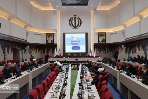 جلسه ستاد اجرایی خدمات سفر استان خراسان رضوی که با حضور اعضای فراکسیون شعائر اسلامی، قرآن و زیارت مجلس شورای اسلامی و دو نایب‌رئیس مجلس درمشهد  برگزار شد