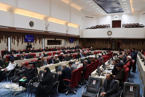 جلسه ستاد اجرایی خدمات سفر استان خراسان رضوی که با حضور اعضای فراکسیون شعائر اسلامی، قرآن و زیارت مجلس شورای اسلامی و دو نایب‌رئیس مجلس درمشهد  برگزار شد